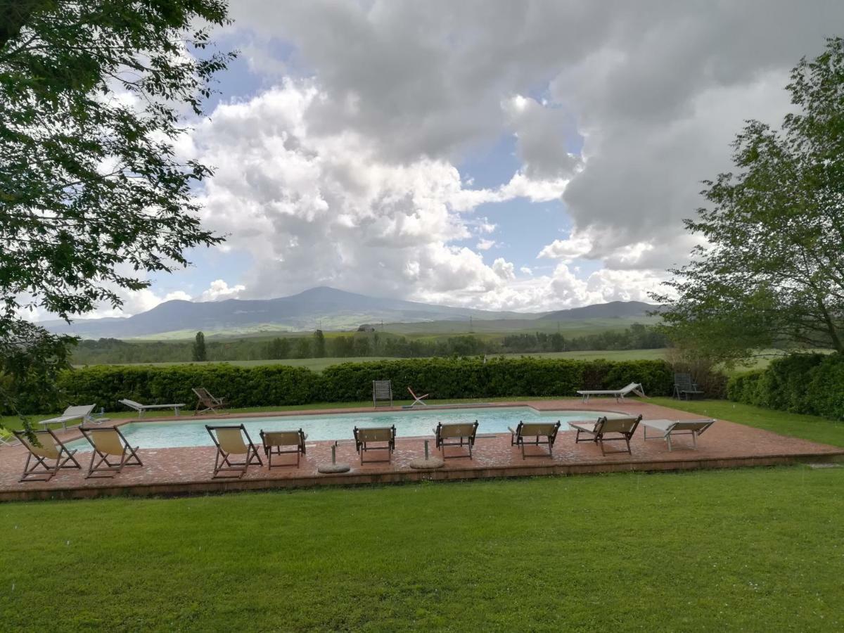 Agriturismo Piandimaggio 皮恩扎 外观 照片